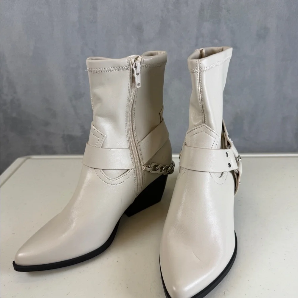 DV by Dolce Vita Boots Keeler Moto Size 6 Cream Heeled Boots - Picture 9 of 9